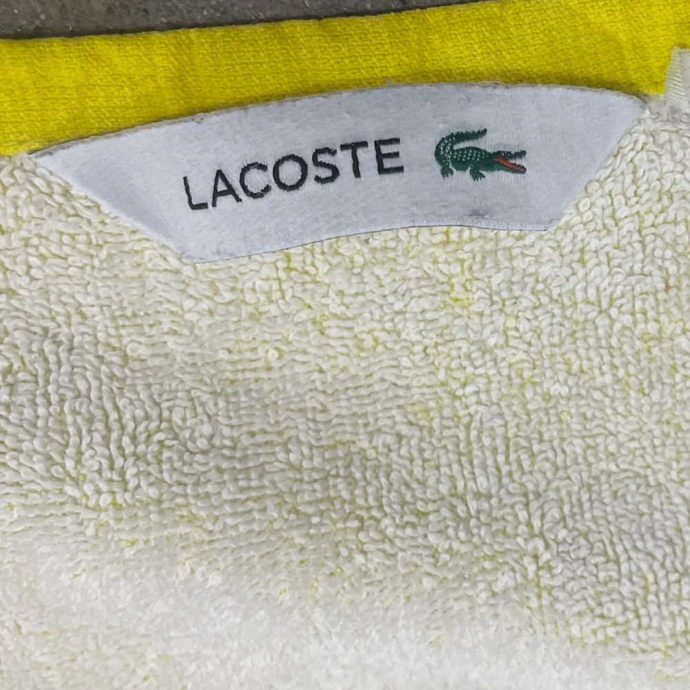 Lacoste chill by